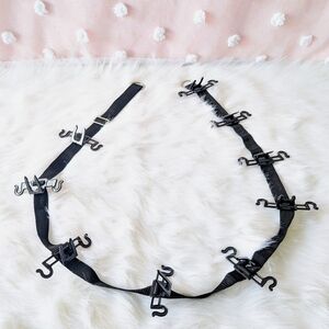 Black Adjustable Strap Hat Or Small Accessories Storage Holder Rack